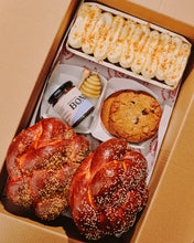 Load image into Gallery viewer, Rosh Hashanah Box - Avail. Sep 19 - Oct 5 - 2 DAY NOTICE REQ&#39;D
