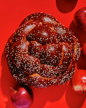 Load image into Gallery viewer, Rosh Hashanah Box - Avail. Sep 19 - Oct 5 - 2 DAY NOTICE REQ&#39;D
