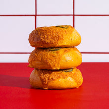 Load image into Gallery viewer, Bagel - Jalapeno Cheese
